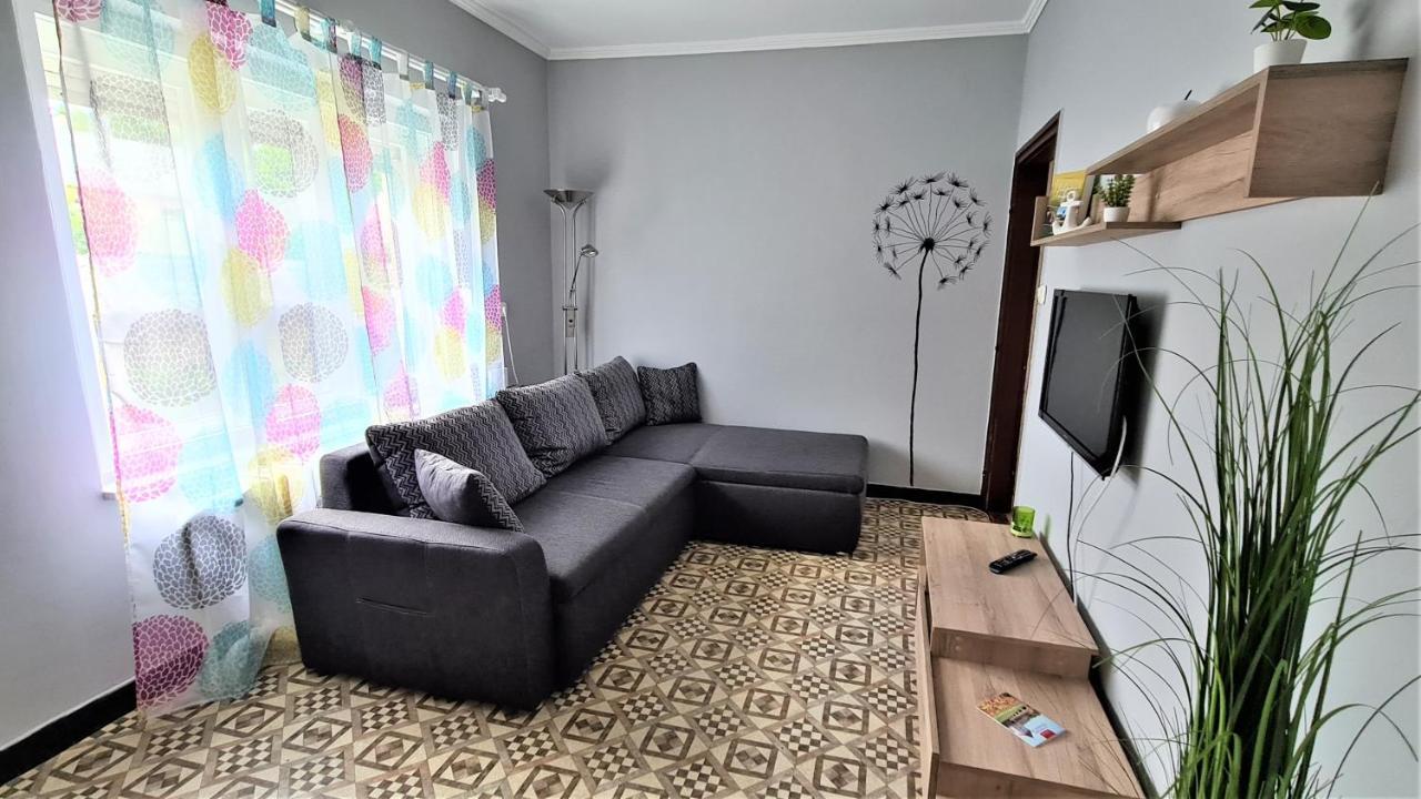 Vitorlas Apartman Sárvár Exterior foto